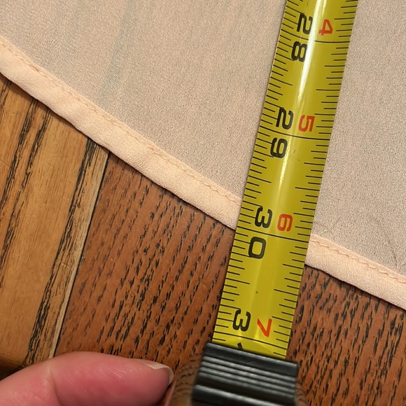 EUC Maurice’s light peach sheer tank top - Picture 7 of 12